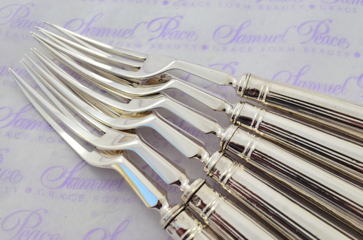 OLD ENGLISH 12 PAIRS STERLING SILVER HANDLED AND BLADED KNIVES & FORKS LONDON 1888 - Image 7