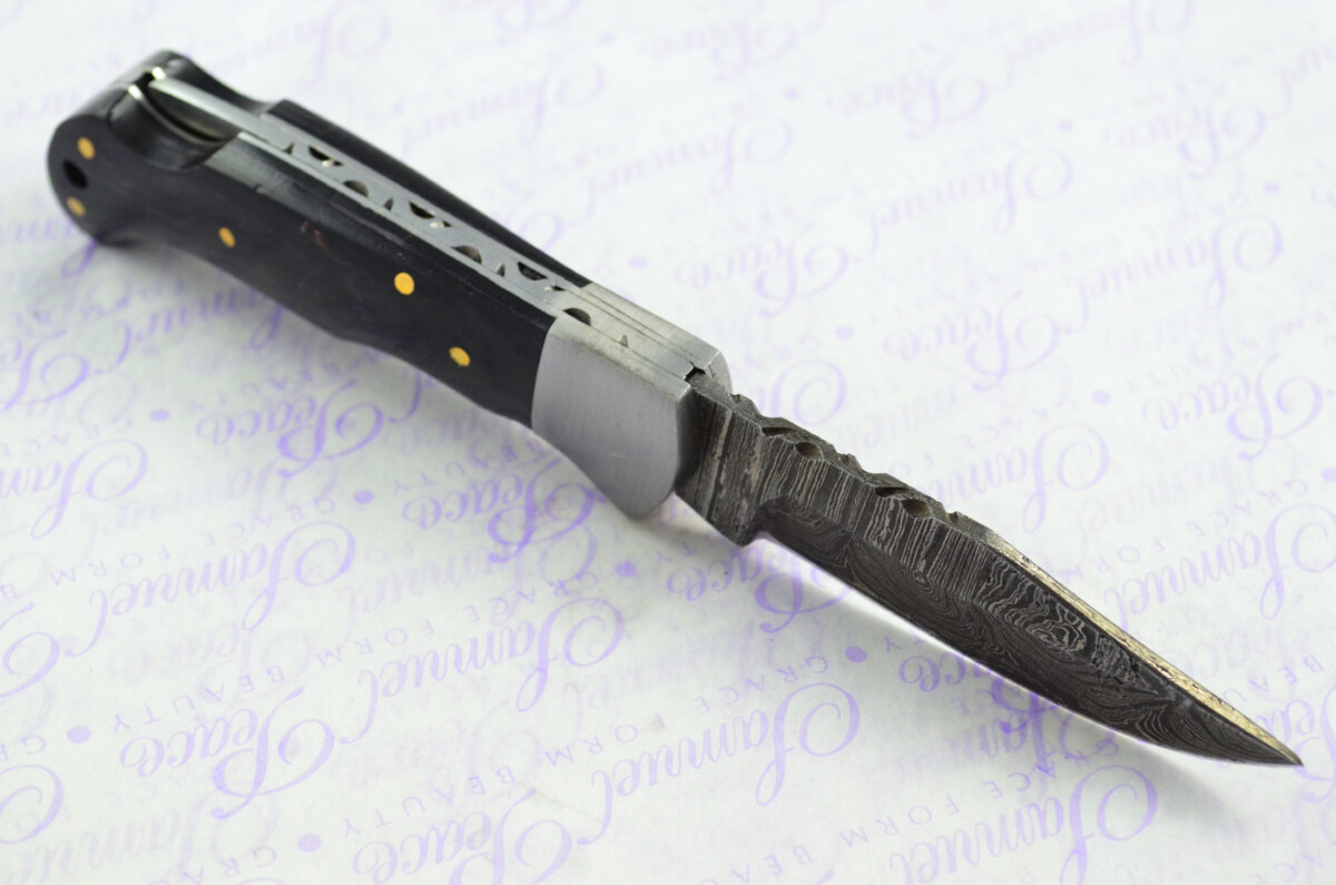 A Handmade Damascus Steel Pocket Knife - Black Stealth Laminate Wood Scales - Image 4