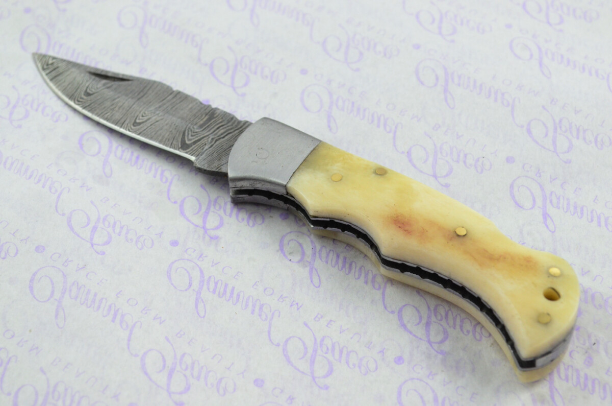 A Handmade Damascus Steel Pocket Knife - Camel Bone Scales - Image 2