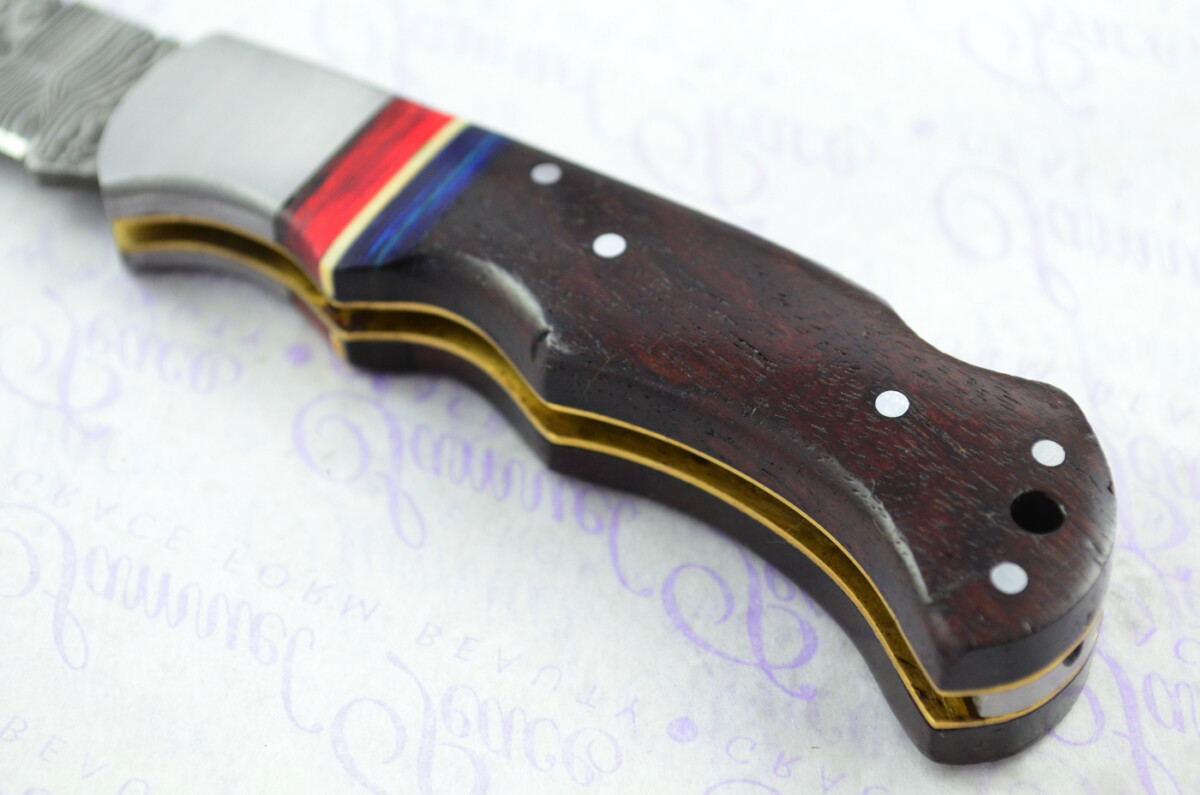 A Handmade Damascus Steel Pocket Knife - Rosewood Scales - Image 3