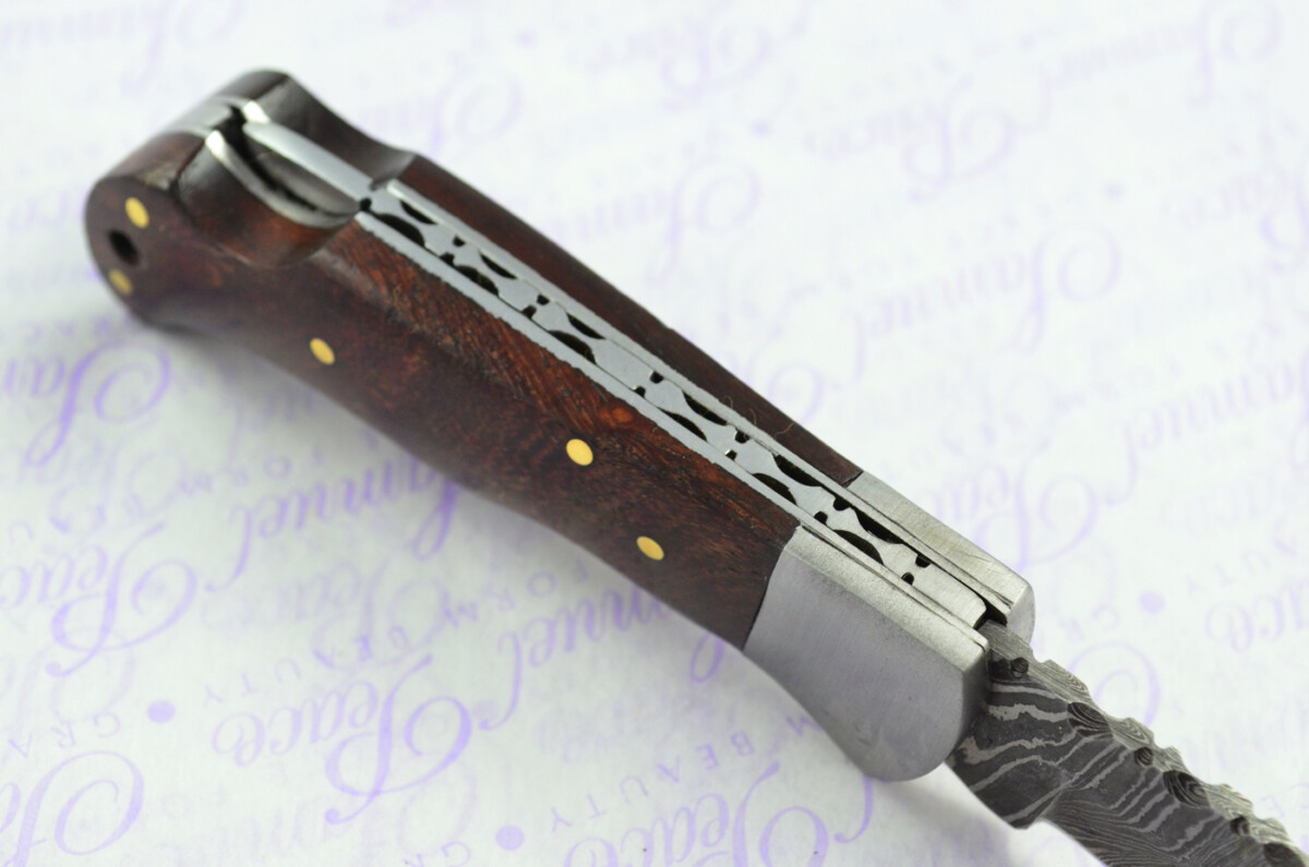 A Handmade Damascus Steel Pocket Knife - Rosewood Scales - Image 6
