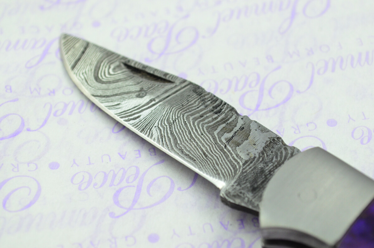 A Handmade Damascus Steel Pocket Knife - Purple Resin Scales - Image 3