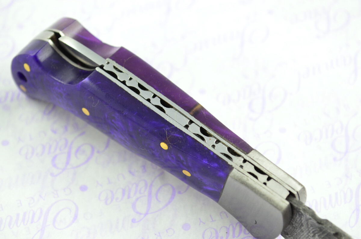A Handmade Damascus Steel Pocket Knife - Purple Resin Scales - Image 6