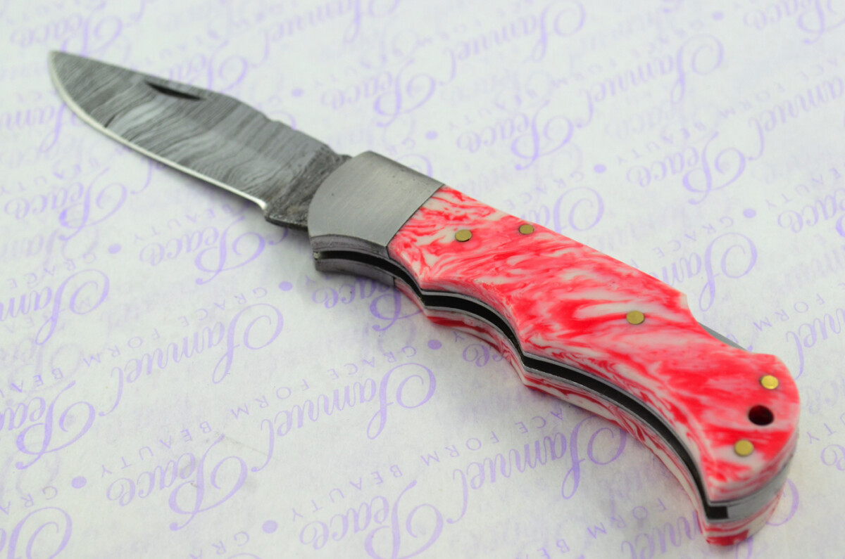 A Handmade Damascus Steel Pocket Knife -  Pink & White Resin Scales - Image 2