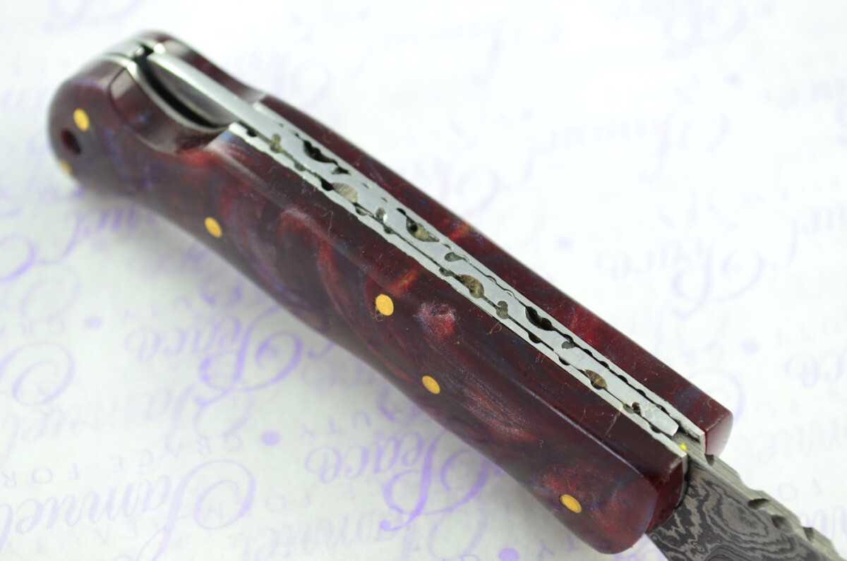 A Handmade Damascus Steel Pocket Knife -  Resin Scales - Image 6