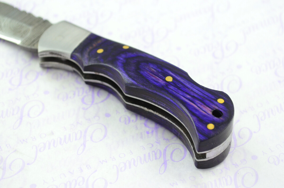 A Handmade Damascus Steel Pocket Knife - Indigo Laminate Wood Scales - Image 3