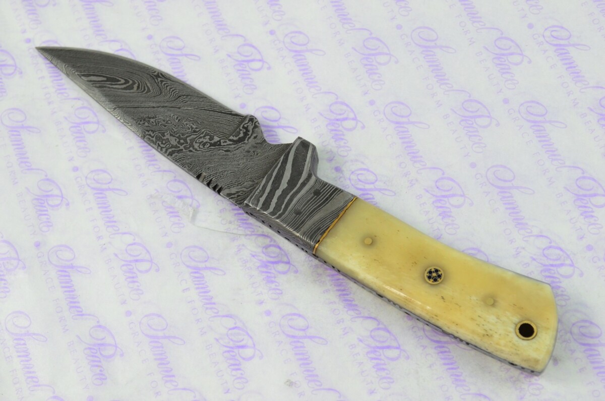 Astounding Damascus Steel Hunting Knife with Camel Bone Scales inc Leather Sheath - Image 5