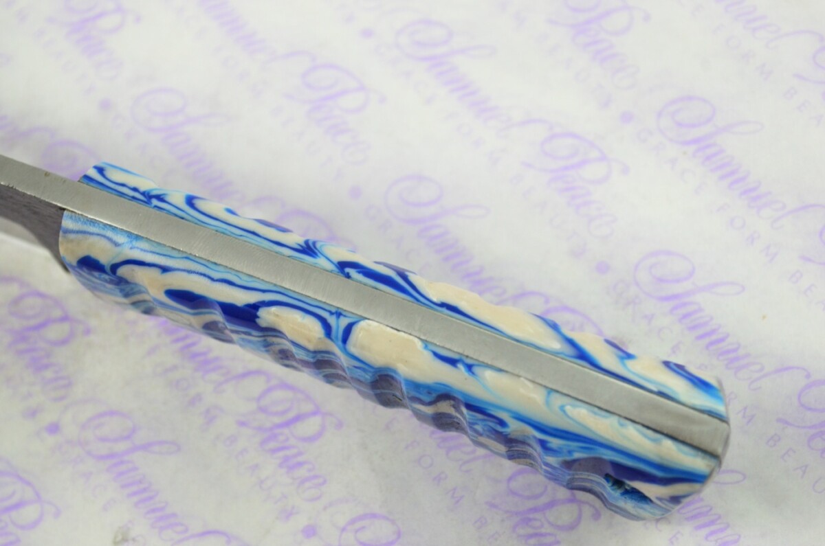 Astounding D2 Carbon Steel Hunting Knife with Resin Scales inc Leather Sheath - Image 5