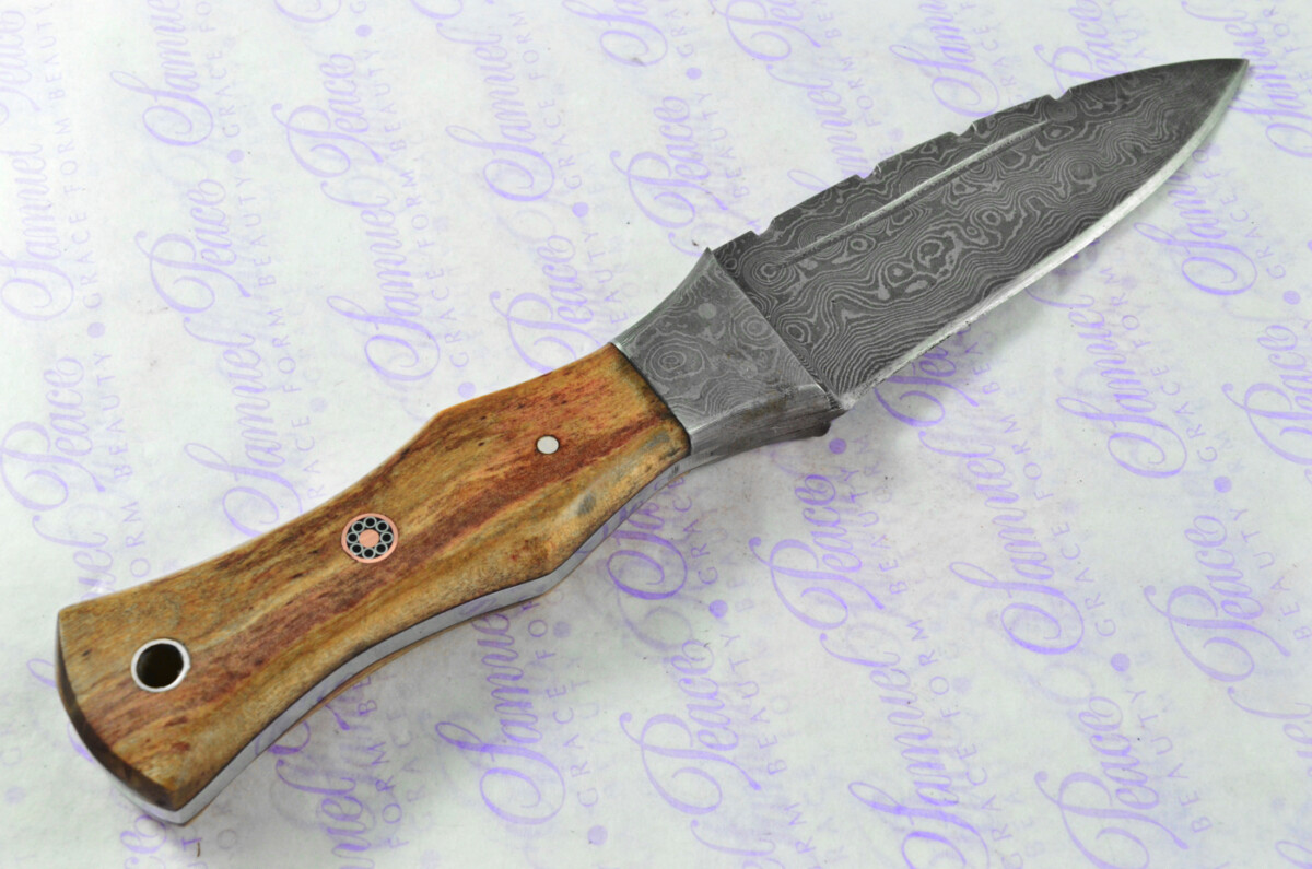 Astounding Damascus Steel Sgian Dubh Knife with Olive Wood Scales inc Leather Sheath - Image 4