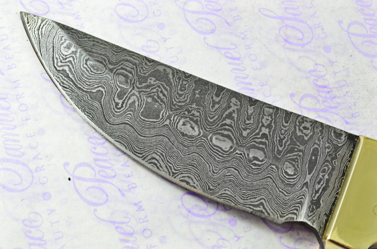 Astounding Damascus Steel & Brass Bolster Knife with Straight Back Blade & Rosewood Scales inc Leather Sheath - Image 7