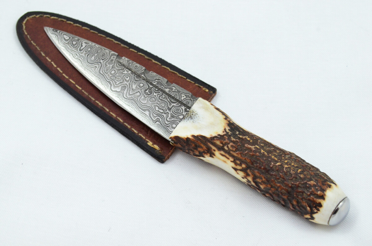A Fantastic Handmade Genuine Stag Horn Handle Damascus Steel Sgian Dubh Made in Sheffield England - Image 2
