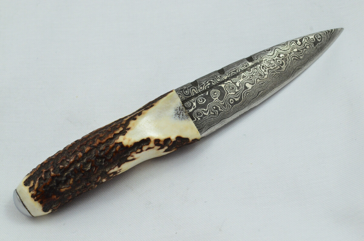 A Fantastic Handmade Genuine Stag Horn Handle Damascus Steel Sgian Dubh Made in Sheffield England - Image 7