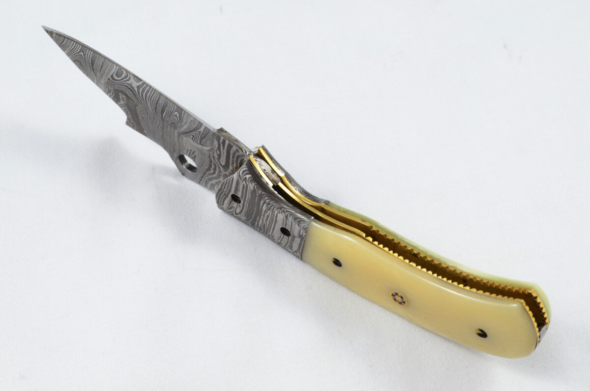 A Beautiful Handmade Damascus Steel Bladed Engraved Camel Bone Scaled Pocket Knife - Image 3