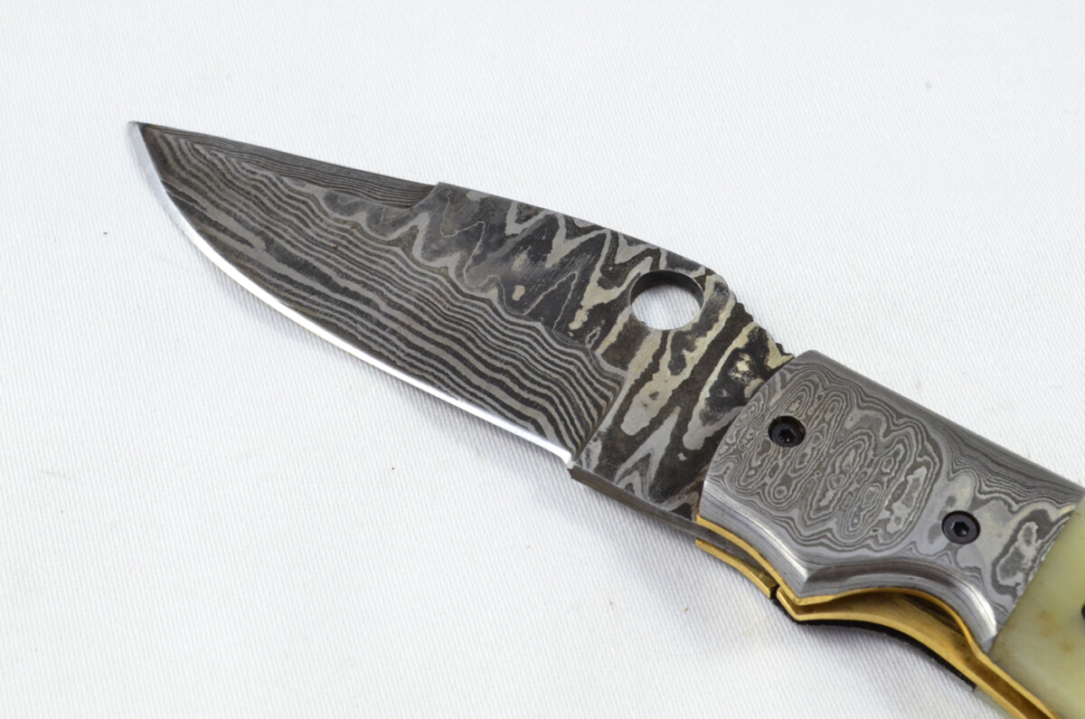 A Beautiful Handmade Damascus Steel Bladed Engraved Camel Bone Scaled Pocket Knife - Image 3