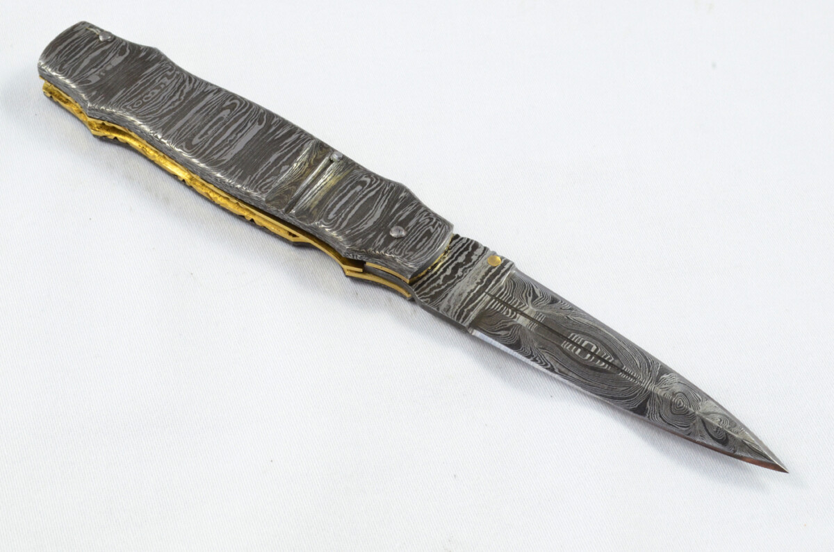 A Beautiful Handmade Damascus Steel Bladed Damascus Scaled Pocket Knife - Image 8