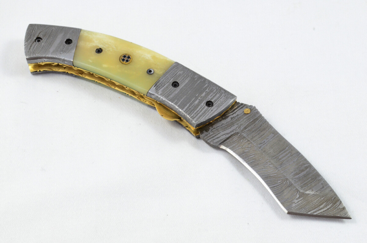 A Beautiful Handmade Damascus Steel Bladed Engraved Camel Bone Scaled Pocket Knife - Image 5