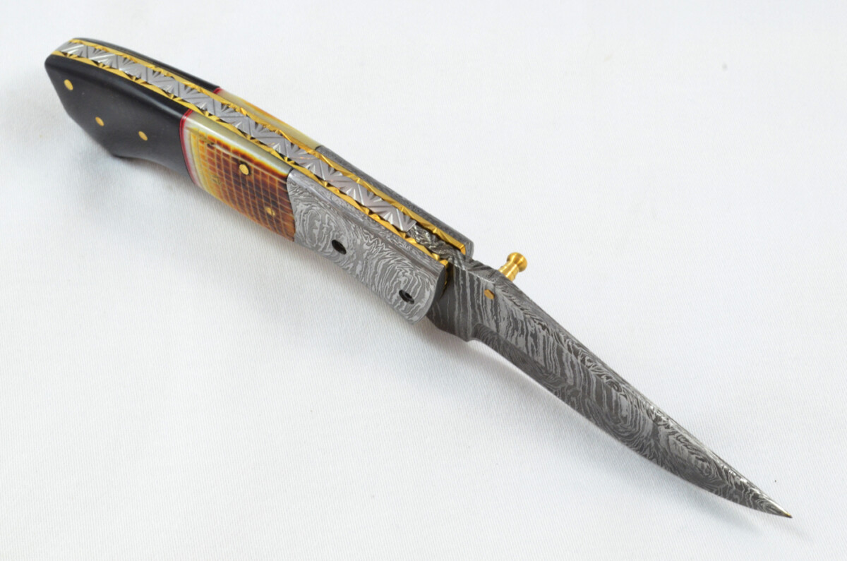 A Beautiful Handmade Damascus Steel Bladed Camel Bone & Buffalo Scaled Pocket Knife - Image 6