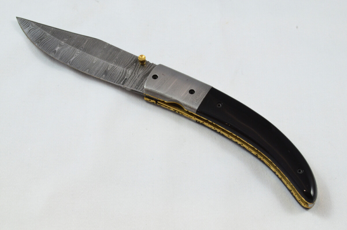 A Huge Beautiful Handmade Damascus Steel Bladed Buffalo Scaled Pocket Knife - Image 2