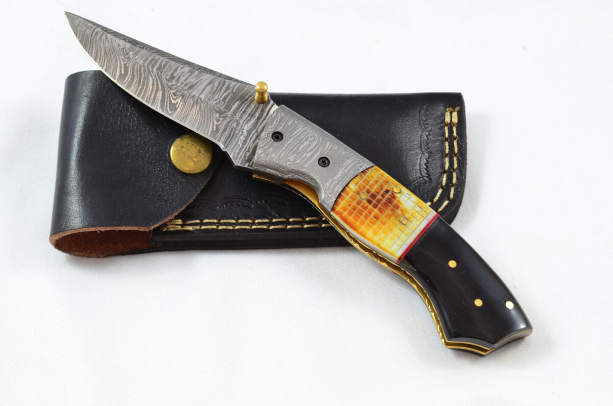 A Beautiful Handmade Damascus Steel Bladed Camel Bone & Buffalo Scaled Pocket Knife