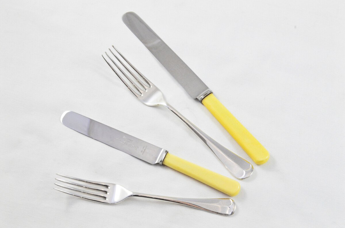Antique Beautiful James Dixon & Sons Sheffield Canteen of Cutlery - Rattail Silver Plated & Cream Handled - 41 Pieces - Image 7