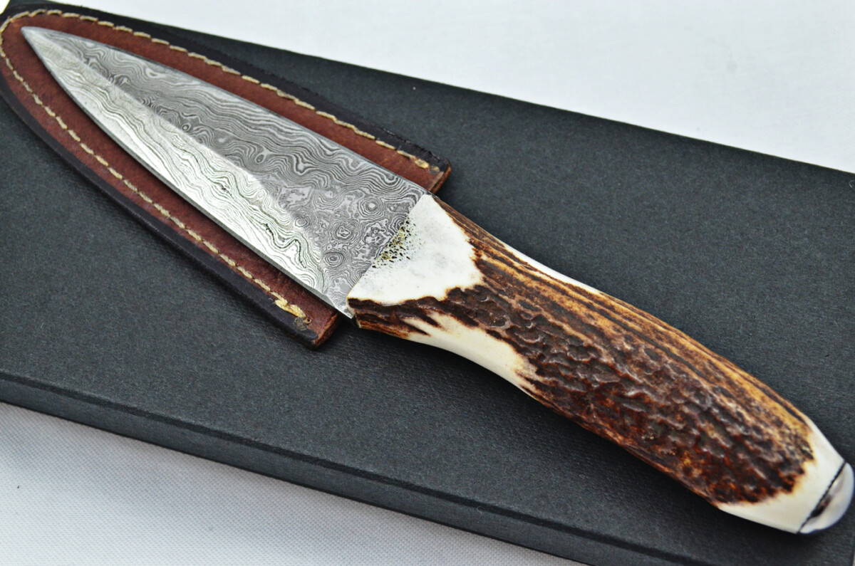 A Fantastic Genuine Stag Horn Handle Double Edged Damascus Steel Sgian Dubh Made in Sheffield England