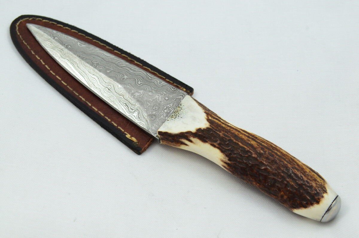 A Fantastic Genuine Stag Horn Handle Double Edged Damascus Steel Sgian Dubh Made in Sheffield England - Image 2