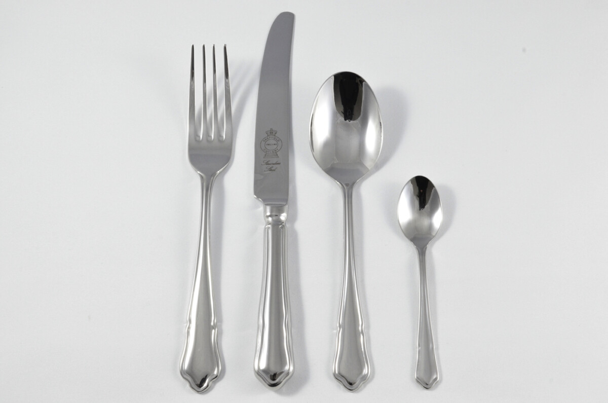 New Dubarry Pattern 4 Piece place Setting Made in Sheffield England Stainless Steel Cutlery