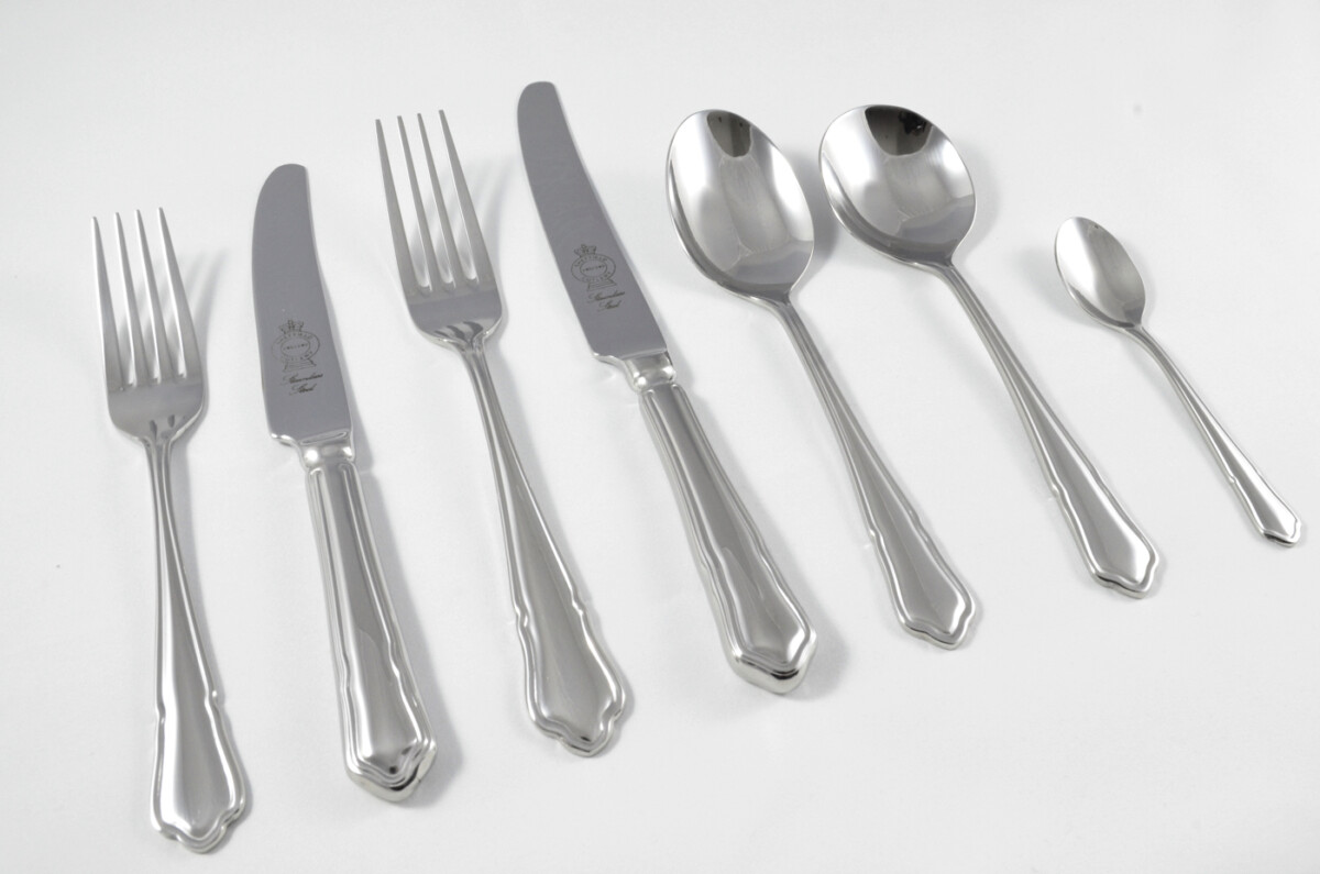 New Dubarry Pattern 7 Piece place Setting Made in Sheffield England Stainless Steel Cutlery - Image 3