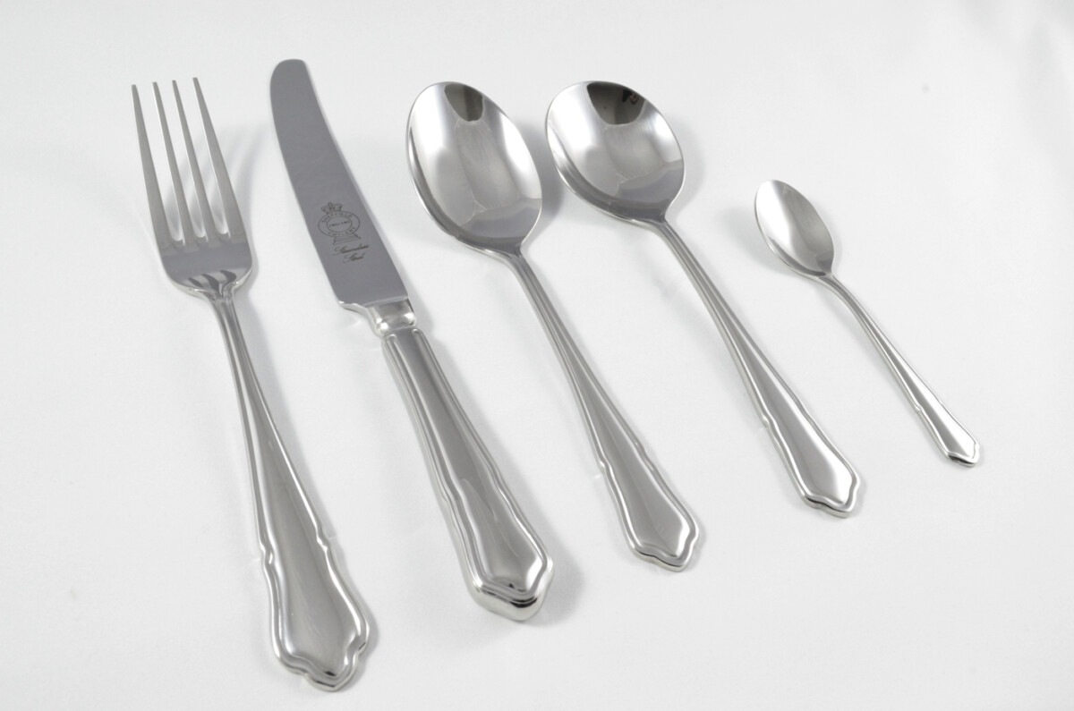 New Dubarry Pattern 5 Piece place Setting Made in Sheffield England Stainless Steel Cutlery - Image 3