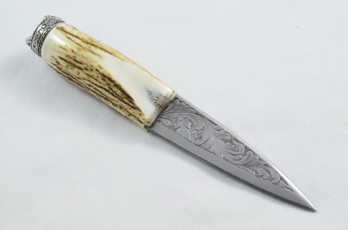 Antler Stag Horn Handle Pewter Capped Sgain Dubh Dirk Hand Engraved Steel Blade Made In Sheffield England - Image 6