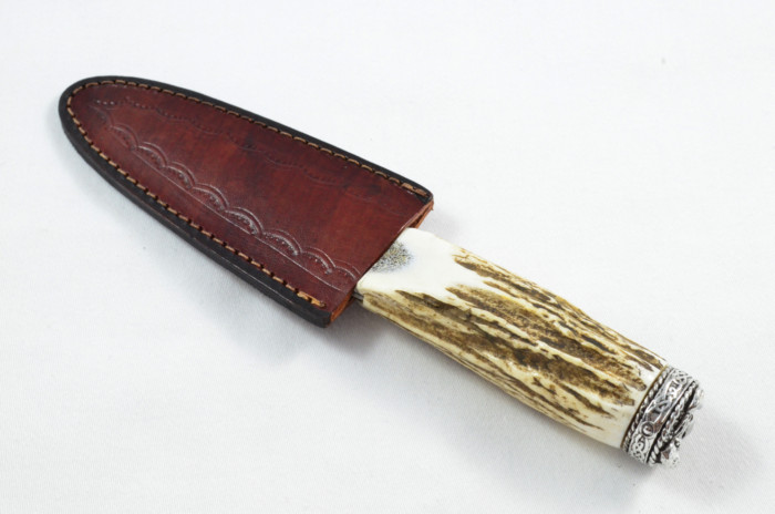 Antler Stag Horn Handle Pewter Capped Sgain Dubh Dirk Hand Engraved Steel Blade Made In Sheffield England - Image 2