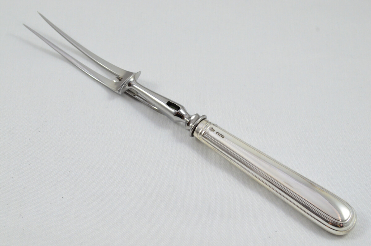 Goldsmiths & Silversmiths Cased Sterling Silver Handled 2 Piece Carving Set O/E Thread Pattern 1945 - Image 4