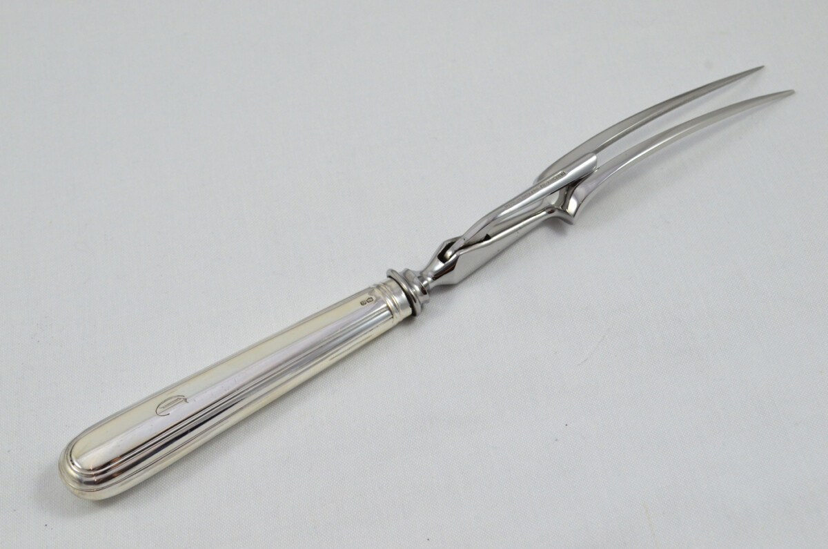 Goldsmiths & Silversmiths Cased Sterling Silver Handled 2 Piece Carving Set O/E Thread Pattern 1945 - Image 9