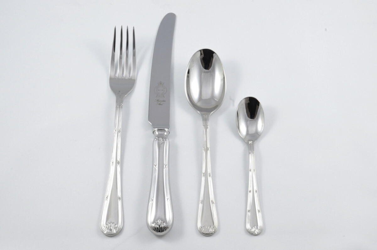 New Empire Pattern 4 Piece place Setting Made in Sheffield England Stainless Steel Cutlery
