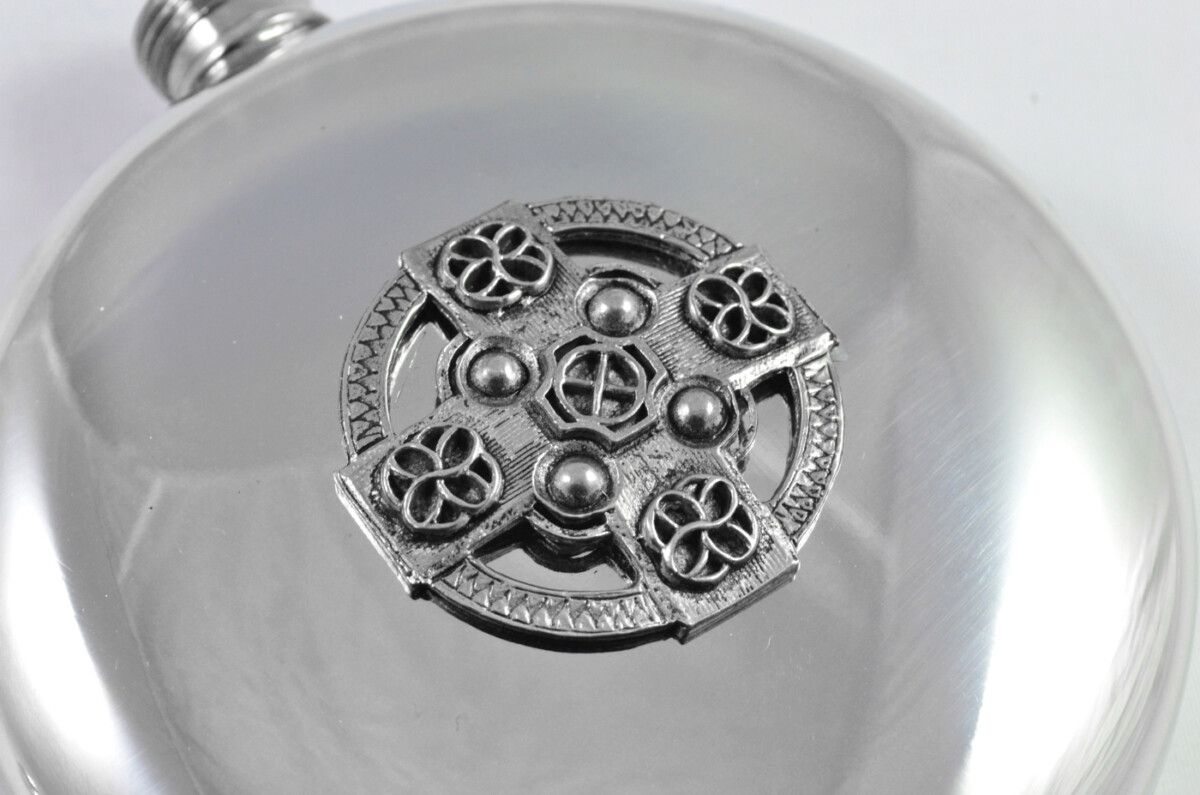 Brand New Pewter 6oz Celtic Badge Round Hip Flask Bespoke Handmade in Sheffield England - Image 5