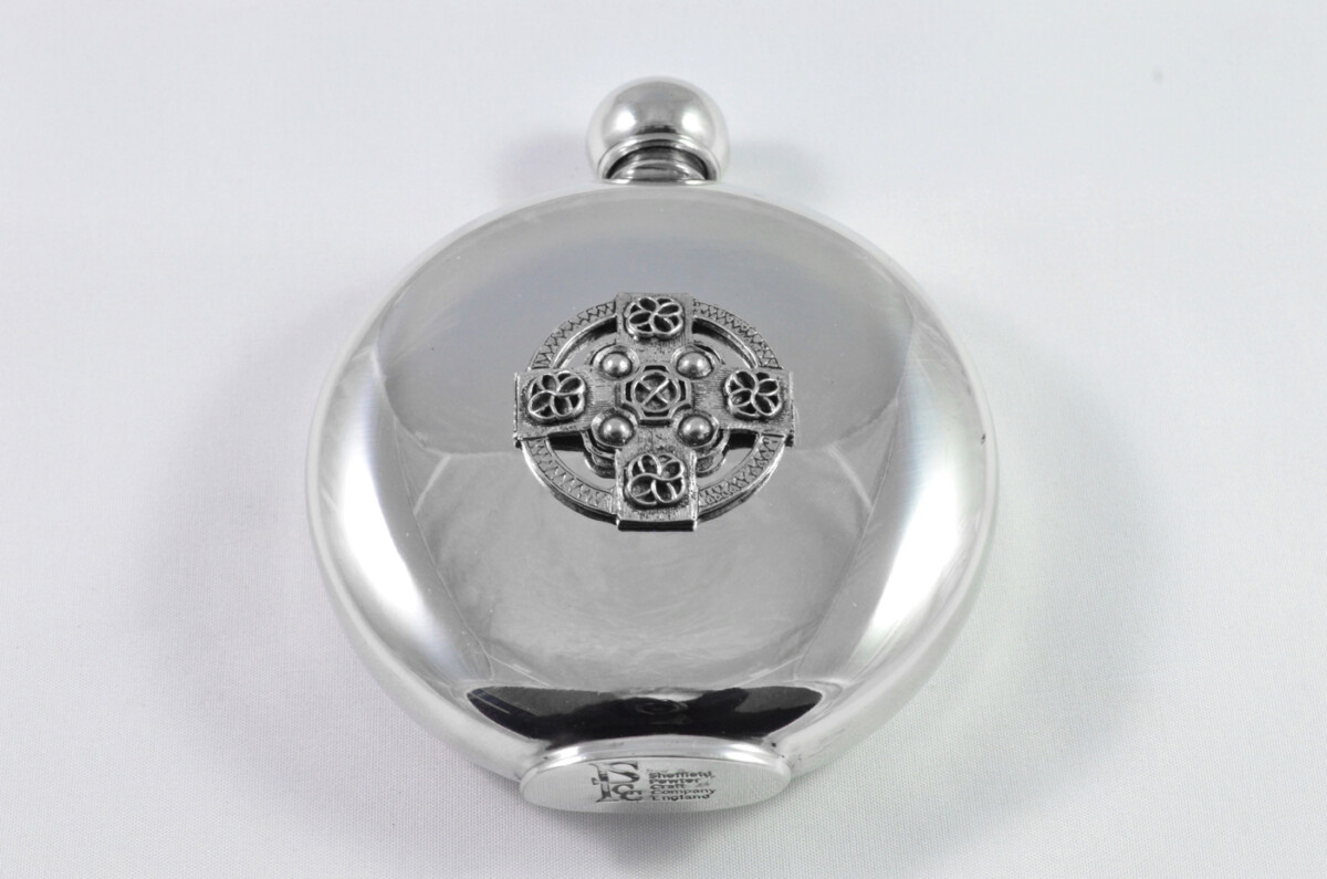 Brand New Pewter 6oz Celtic Badge Round Hip Flask Bespoke Handmade in Sheffield England - Image 3