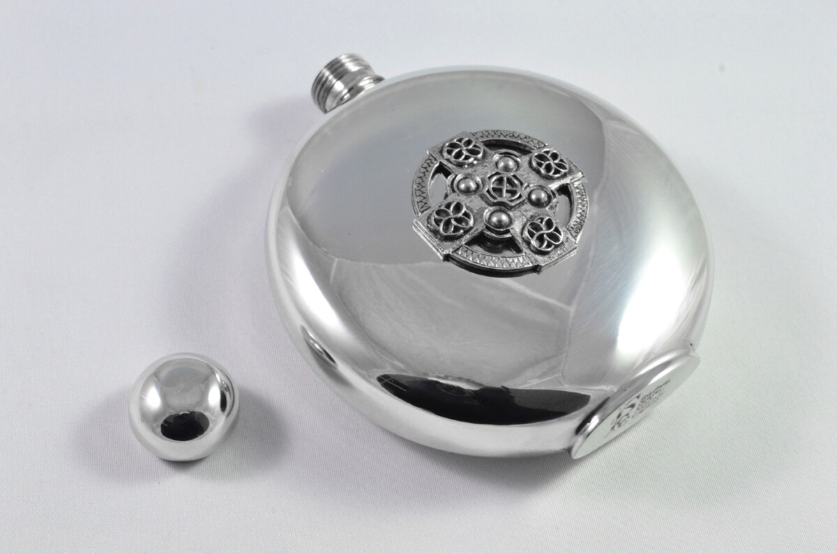 Brand New Pewter 6oz Celtic Badge Round Hip Flask Bespoke Handmade in Sheffield England - Image 7