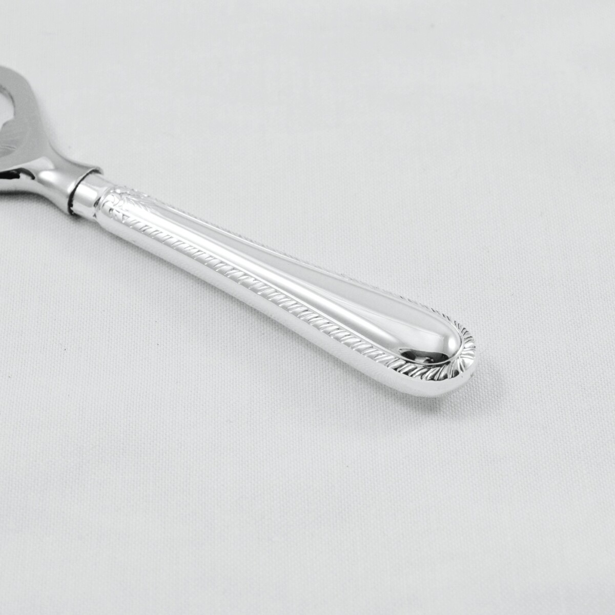 A Feather Edge Pattern Silver Plated Bottle Opener Gift Boxed - Image 3