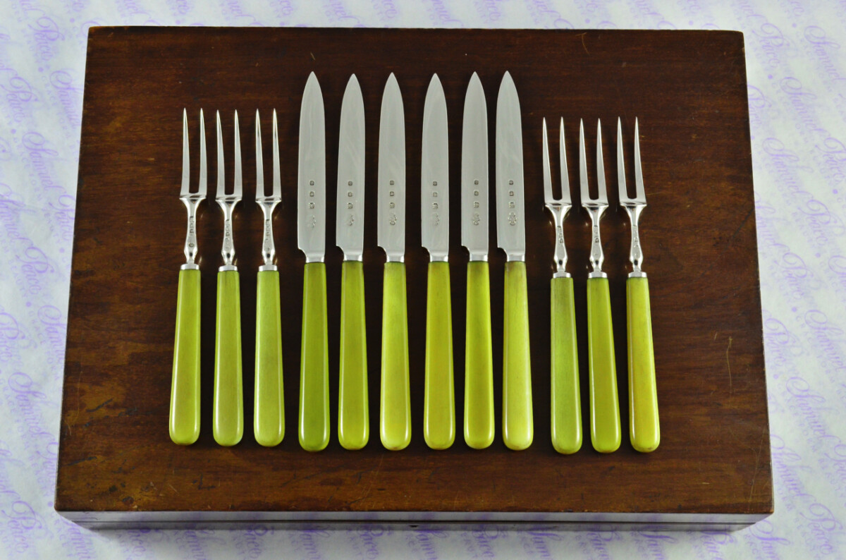 ERNEST J LOWE 6 PAIRS CARVED STAINED IVORY & STERLING SILVER KNIVES & FORKS LONDON 1929 - Image 5