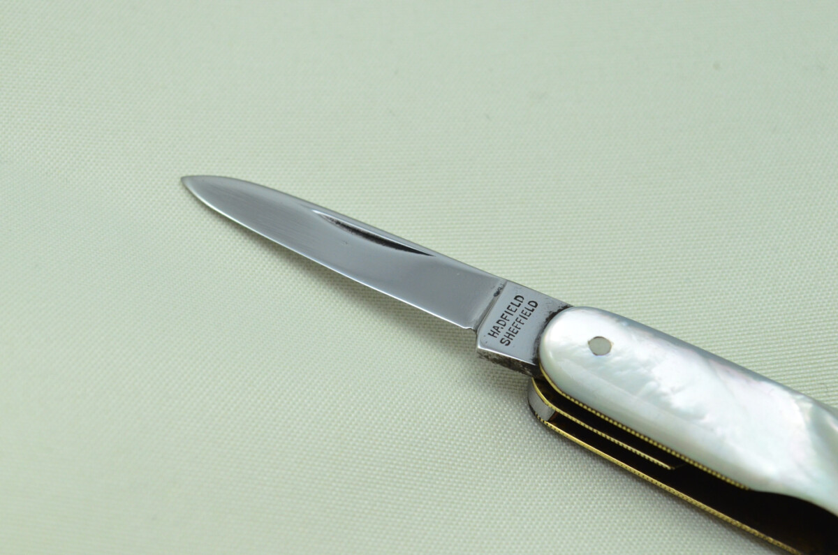 Triple Blade Fantastic Carbon Steel Bladed Mother Of Pearl Fully Restored Sheffield Made Pen/Pocket Knife c1900 Maker Hadfield - Image 4
