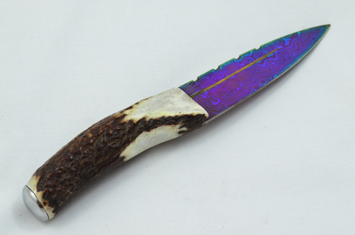 A Fantastic Genuine Stag Horn Handle Heat Treated Damascus Steel Sgian Dubh Made in Sheffield England - Image 7