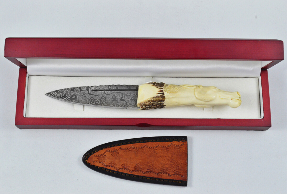 Amazing Bespoke Hand Carved Stallion/Horse Stag Horn Antler Handle Sgian Dubh Damascus Blade Sheffield England - Image 2