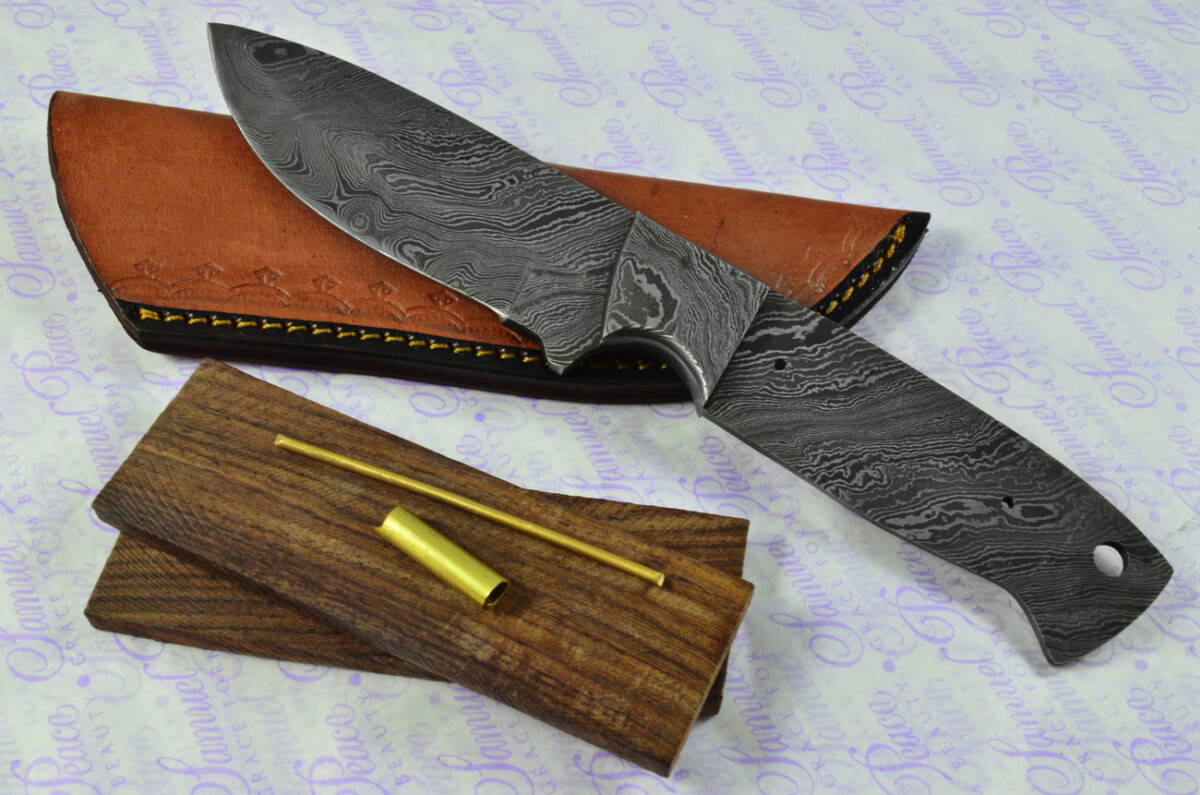 Knife Making Kit! Damascus Steel Bushcraft Knife Rosewood Scales Damascus Bolster inc Leather Sheath