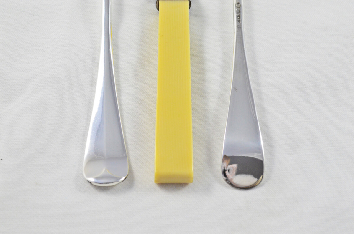 Antique Sheffield Canteen of Cutlery By William Hutton & Sons Ltd - Silver Plated & Ivory - Rattail Pattern - 84 Pieces - Image 3