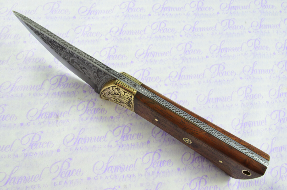 New Fantastic Hand Engraved Carbon 01 Tool Steel Hunting/Bowie Knife Rosewood Scales Unbelievable Piece Pristine inc Leather Sheath - Image 3