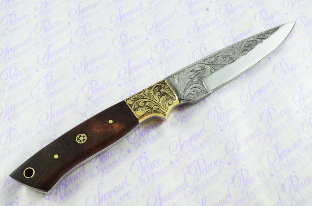 New Fantastic Hand Engraved Carbon 01 Tool Steel Hunting/Bowie Knife Rosewood Scales Unbelievable Piece Pristine inc Leather Sheath - Image 5