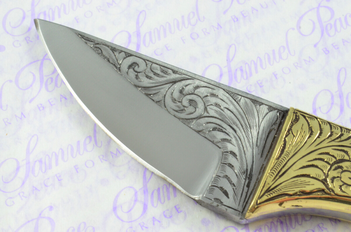 New Fantastic Hand Engraved Carbon 01 Tool Steel Hunting/Bowie Knife Buffalo Scales Unbelievable Piece Pristine inc Leather Sheath - Image 8