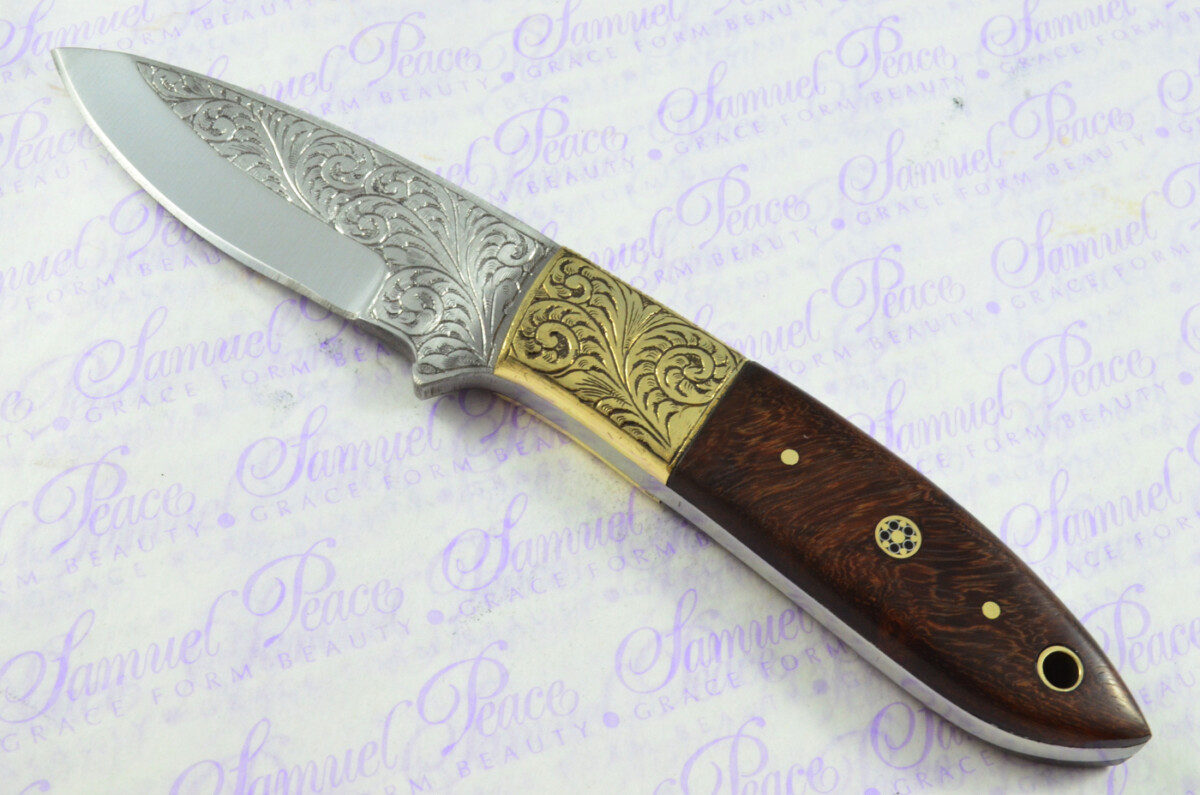 New Fantastic Hand Engraved Carbon 01 Tool Steel Hunting/Bowie Knife Rosewood Scales Unbelievable Piece Pristine inc Leather Sheath - Image 2