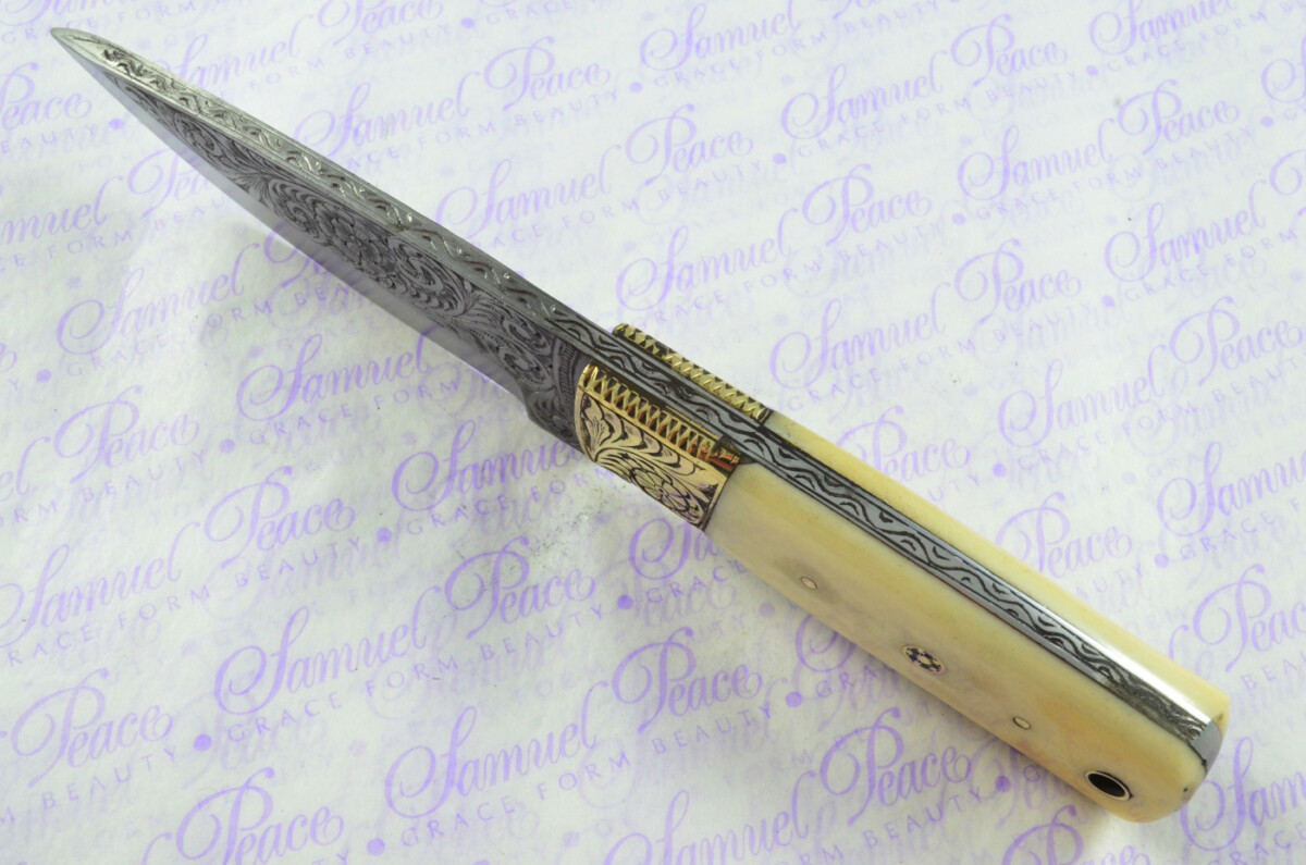 New Fantastic Hand Engraved Carbon 01 Tool Steel Hunting/Bowie Knife Camel Bone Scales Unbelievable Piece Pristine inc Leather Sheath - Image 3