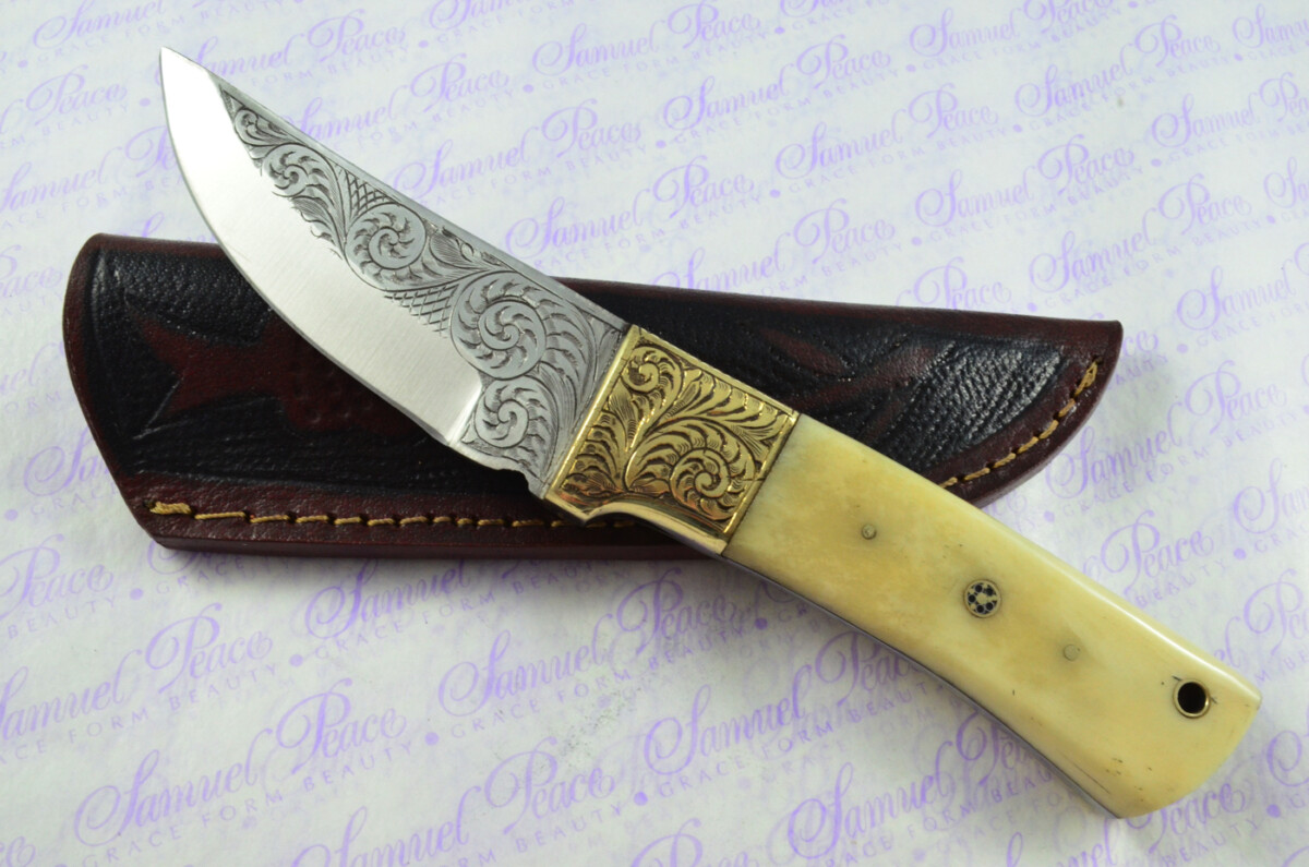New Fantastic Hand Engraved Carbon 01 Tool Steel Hunting/Bowie Knife Camel Bone Scales Unbelievable Piece Pristine inc Leather Sheath